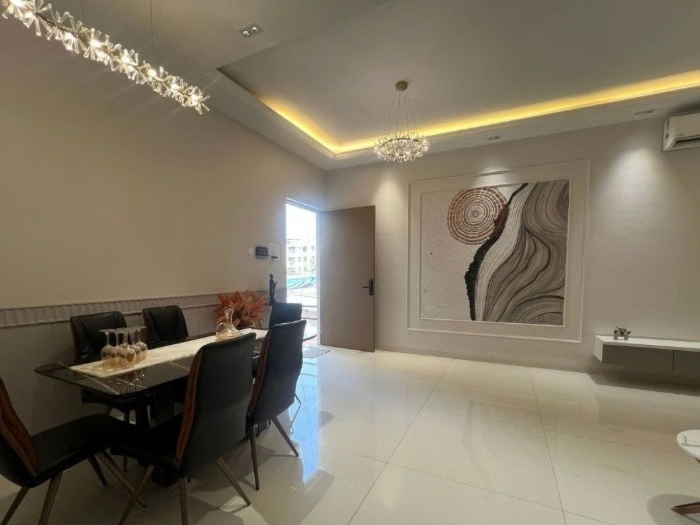 Metro Regalia Tower - Flat in Thane photo 3